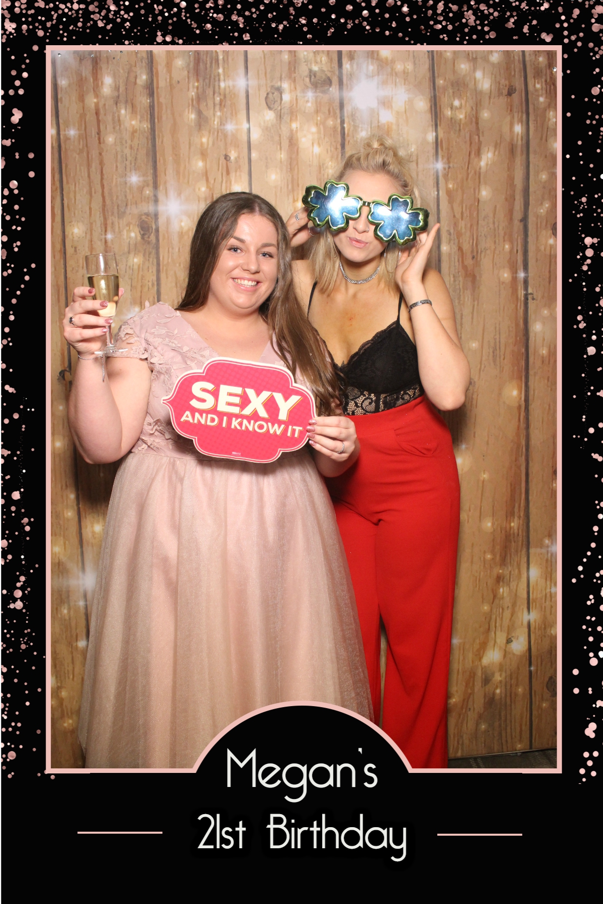 Megan's 21st Birthday Party  | View more photos from the event at gallery.magicimages.uk/u/MagicImages/Megans-21st-Birthday-Party